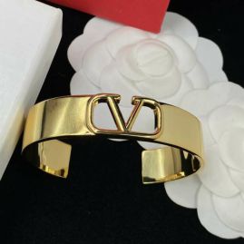 Picture of Valentino Bracelet _SKUValentinobracelet08cly2815912